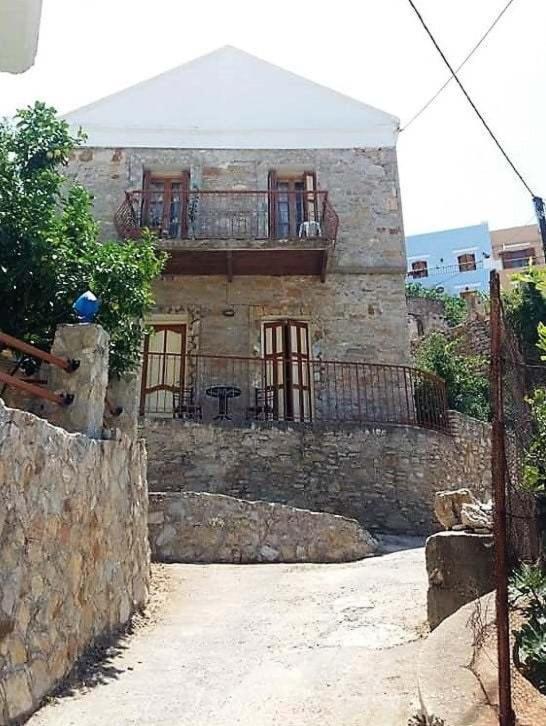 "Petrina" Sevasti Symi Studios Extérieur photo